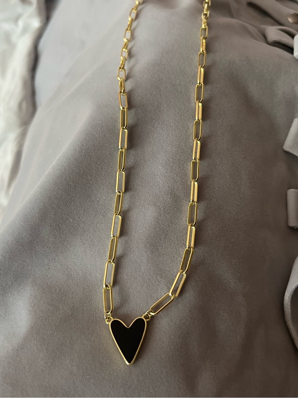 Uncommon James enamel or necklace - black